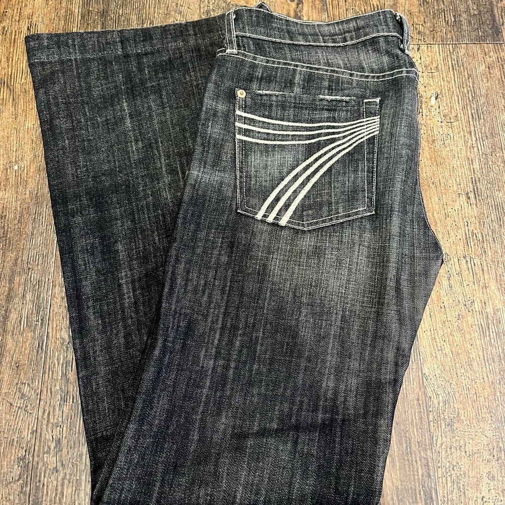 NWOT 31x34
